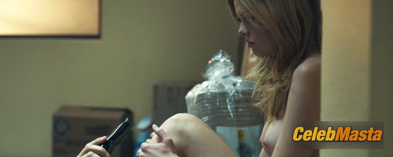 Dreama Walker Photo Gallery from Compliance photo 4