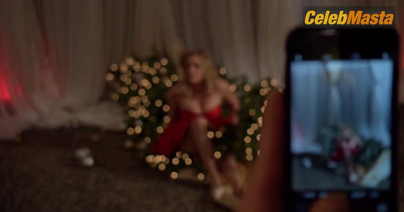 Eliza Taylor Photo Set from Christmas Inheritance photo 2