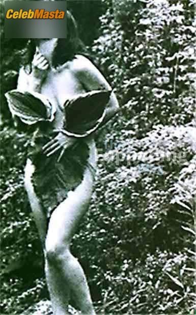 Bjork Photo Set: Sexy And Bare Photo photo 1
