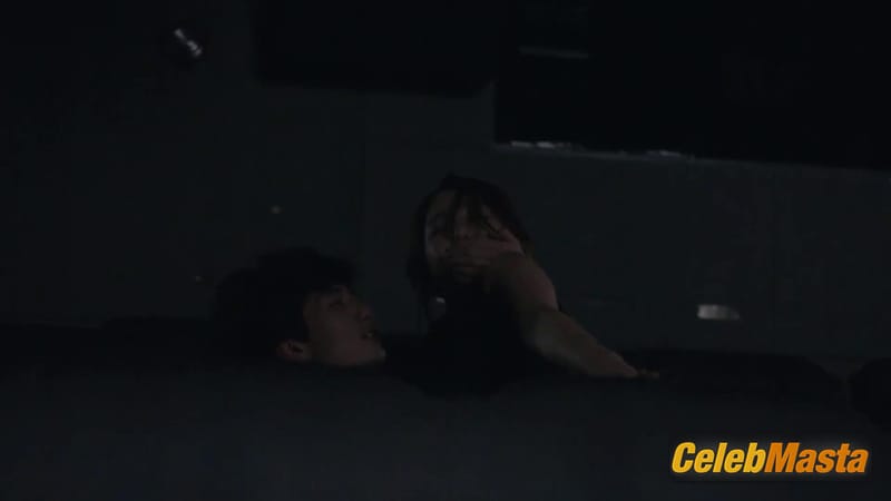 Yoo Ji-Hyun Scene Photos Gallery from Nineteen Shh! No Imagining! photo 1