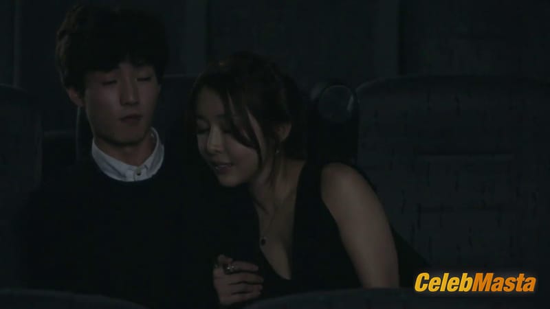 Yoo Ji-Hyun Scene Photos Gallery from Nineteen Shh! No Imagining! photo 2