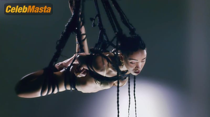 FKA twigs Pics: Pendulum photo 4
