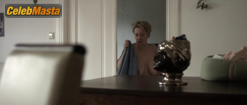 Floriane Daniel Photos from Sisters! Share Everything photo 3