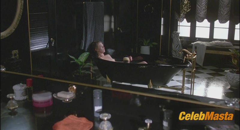 Kathleen Turner Photo Gallery from Body Heat photo 4