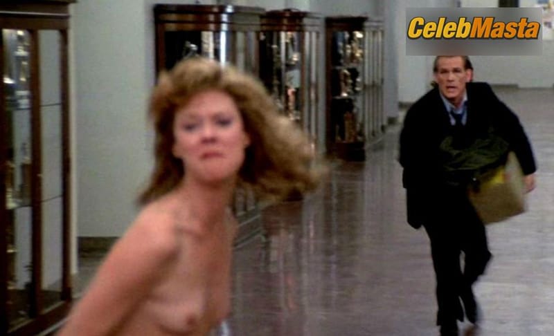 Photo Gallery: Jobeth Williams in Teachers photo 3