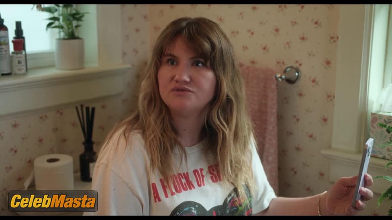 Jillian Bell Photo Collection from Kinda Pregnant photo 2