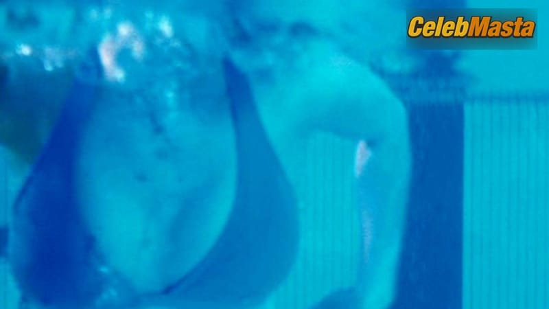 Lindy Booth Photo Gallery from Cry_wolf photo 2
