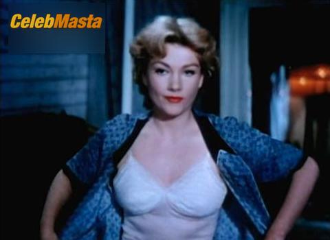 Anne Baxter Photos from Carnival Story photo 4