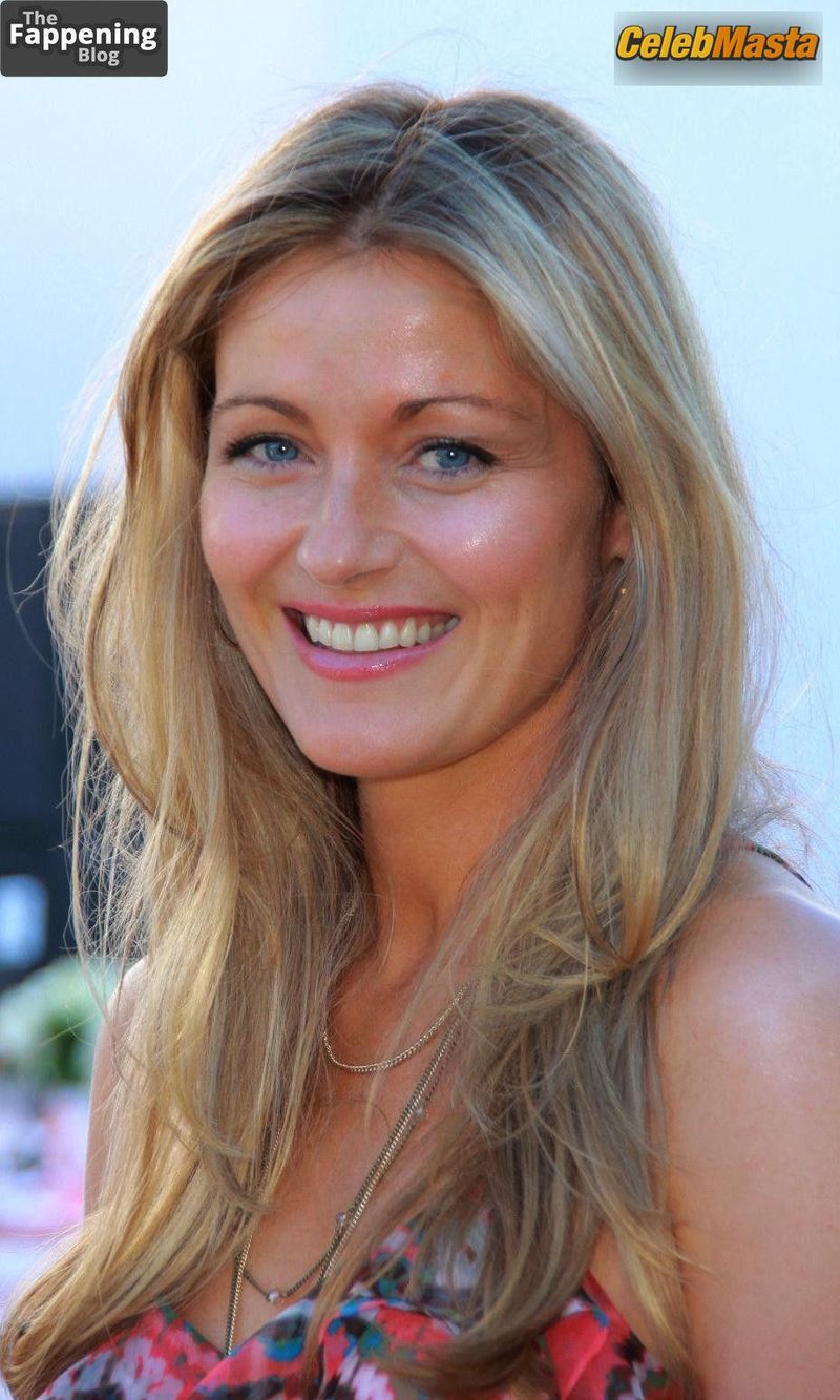 Louise Lombard in Louise Lombard Sexy And Attractive Photos Collection