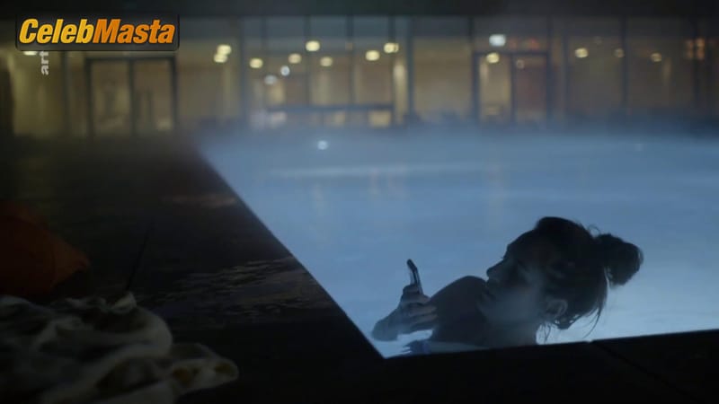 Alexandra Rapaport in The Team (2015)
