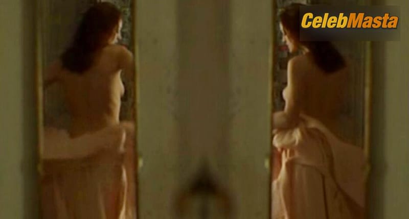 Nadia Fares in Flairs Ennemis