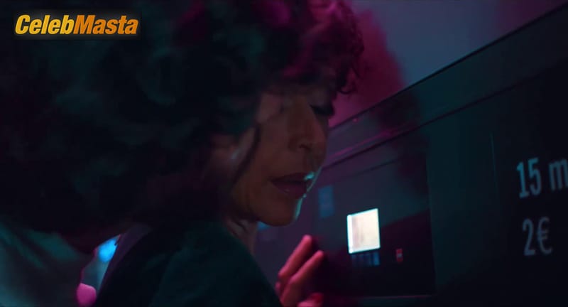Vicenta N'dongo in Buga Buga (2021)