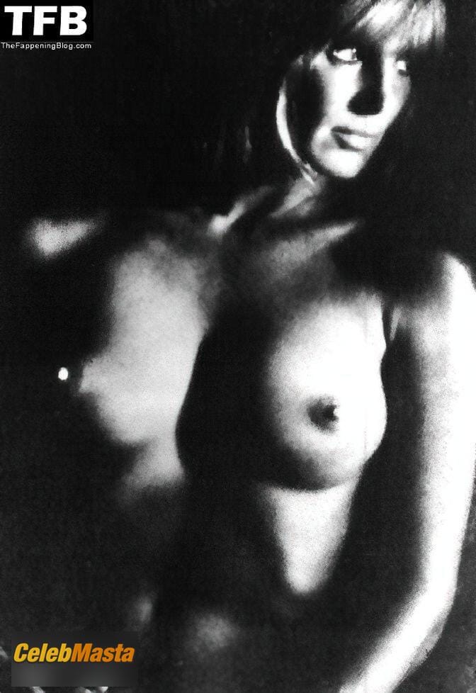 Linda Evans in Linda Evans Nude And Sexy Photos Collection From Various Erotic Photoshoots