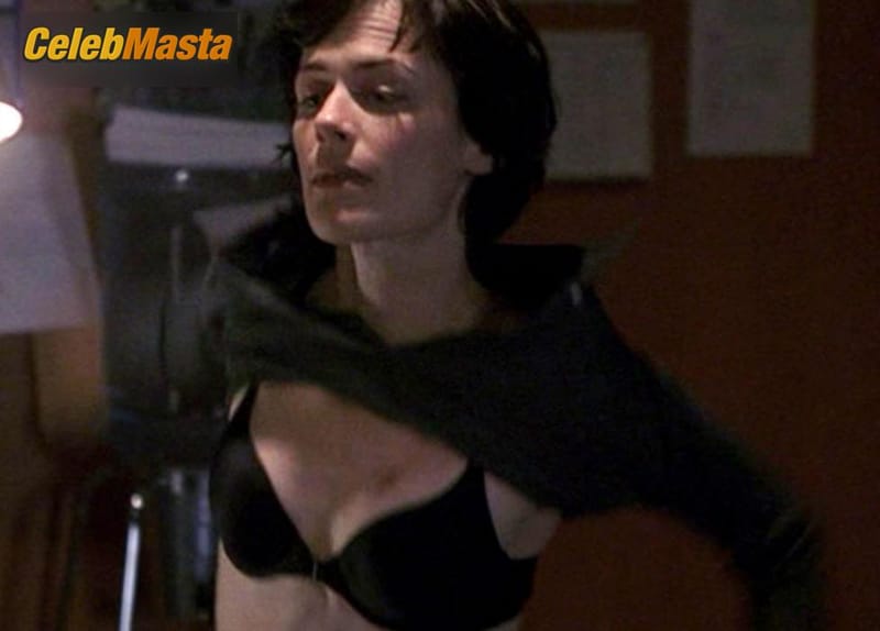 Sarah Clarke in 24 (2001)