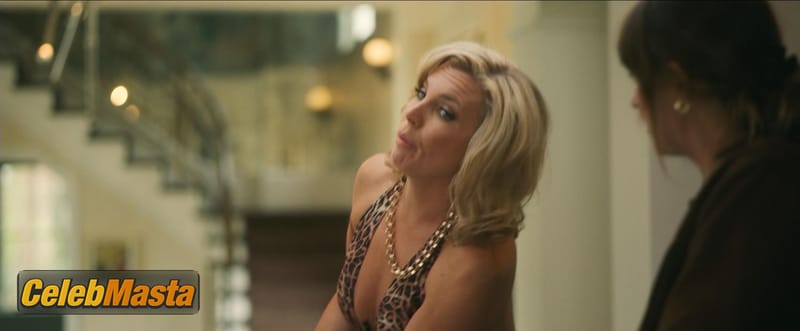 June Diane Raphael in The High Note (2020)