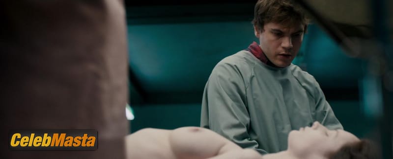 Olwen Catherine Kelly in The Autopsy Of Jane Doe