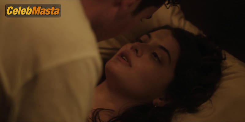 Sofia Black-d'elia in Single Drunk Female