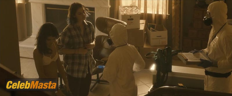 Sofia Black-d'elia in Viral
