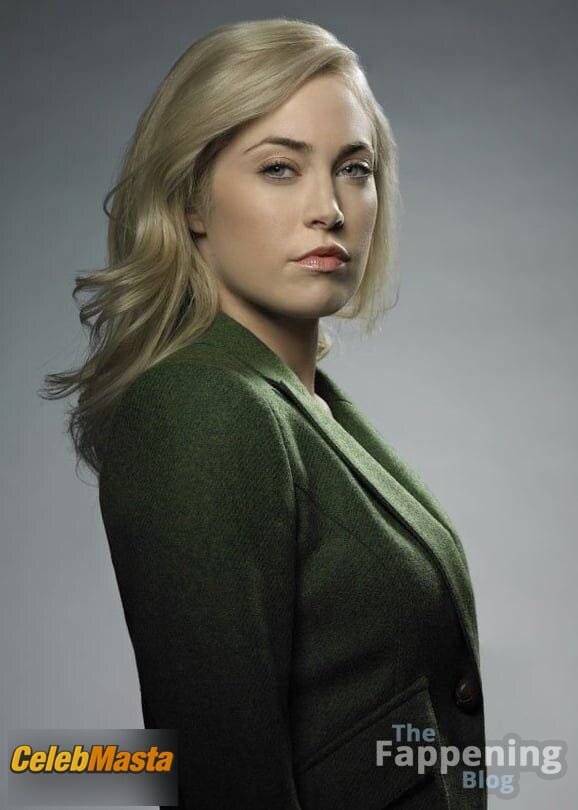 Charlotte Sullivan in Charlotte Sullivan Sexy And Hot Photos Collection