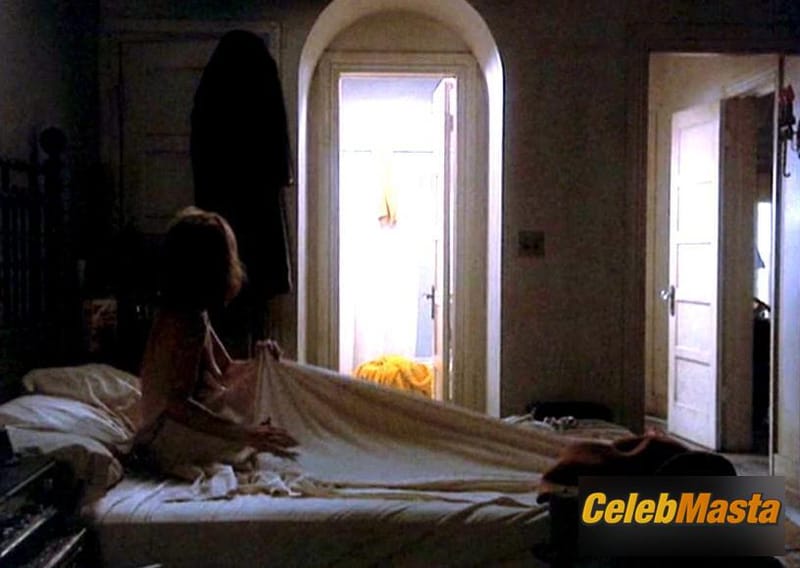 Lee Grant in Shampoo (1975)