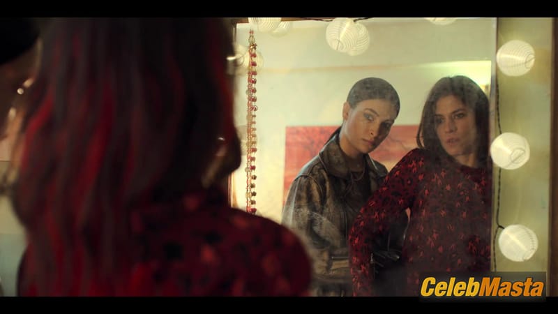 Ana Ularu in Subteran