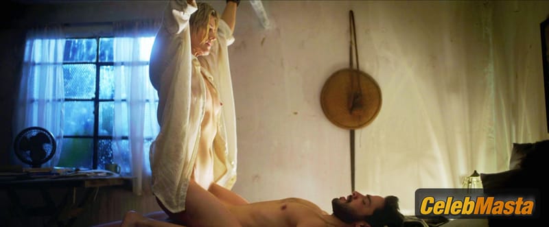 Oksana Orlan in Dominique