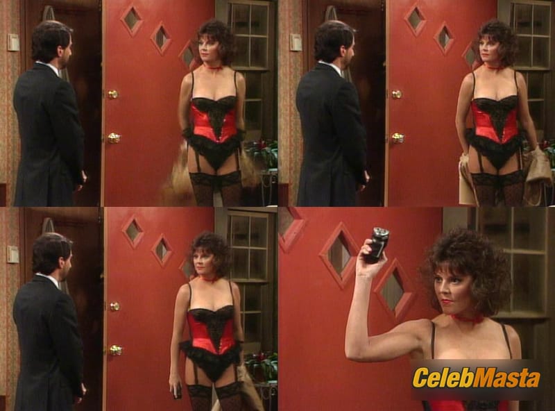 Amanda Bearse in Married... With Children (1987)