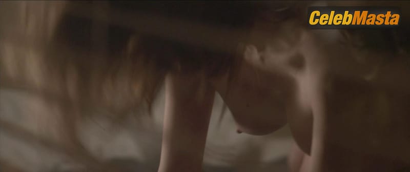 Sara Malakul Lane in Sun Choke