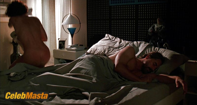 Chelsea Field in Harley Davidson And The Marlboro Man (1991)