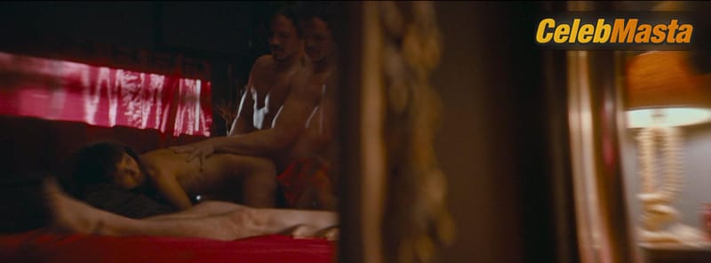 Maiara Walsh in Bight