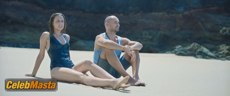 Aura Garrido in Solo