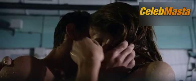 Analeigh Tipton Photo Collection from 4 Minute Mile photo 3