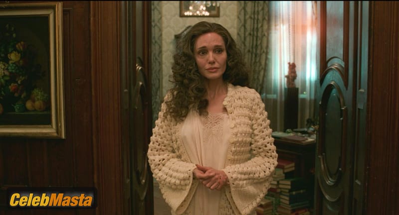 Angelina Jolie Scene Photos Gallery from Maria photo 1