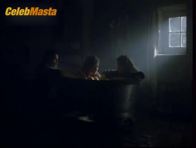 Anna Friel Scene Photos Gallery from The Land Girls photo 4