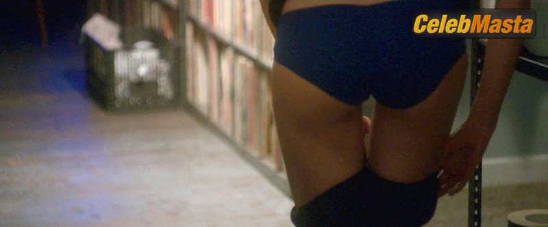 Analeigh Tipton Scene Photos Gallery from Two Night Stand photo 3