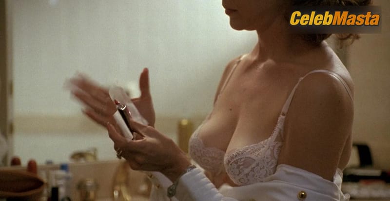 Annette Bening Photo Set from The Grifters photo 3