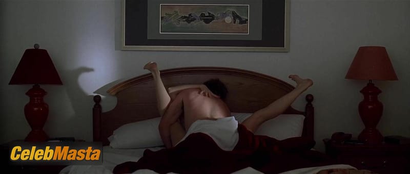 Annette Bening Scene Photos Gallery from American Beauty photo 2