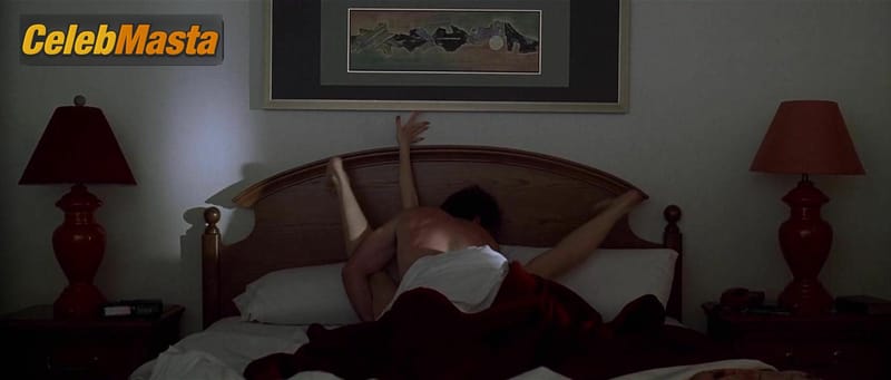 Annette Bening Scene Photos Gallery from American Beauty photo 3