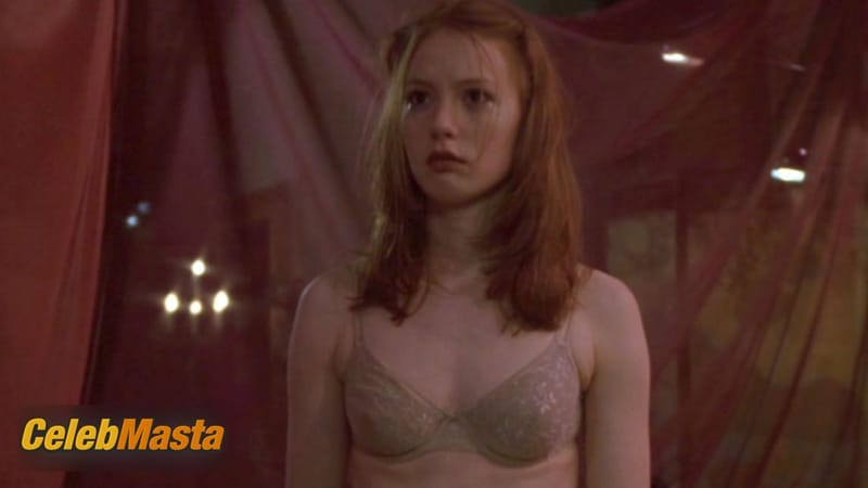 Alicia Witt Scene Photos Gallery from Playing Mona Lisa photo 2