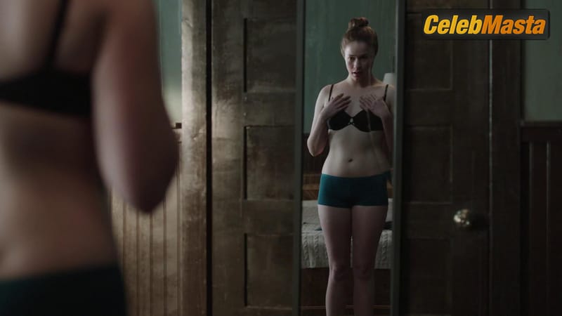 Alexis Knapp Photos from The Dorm photo 3