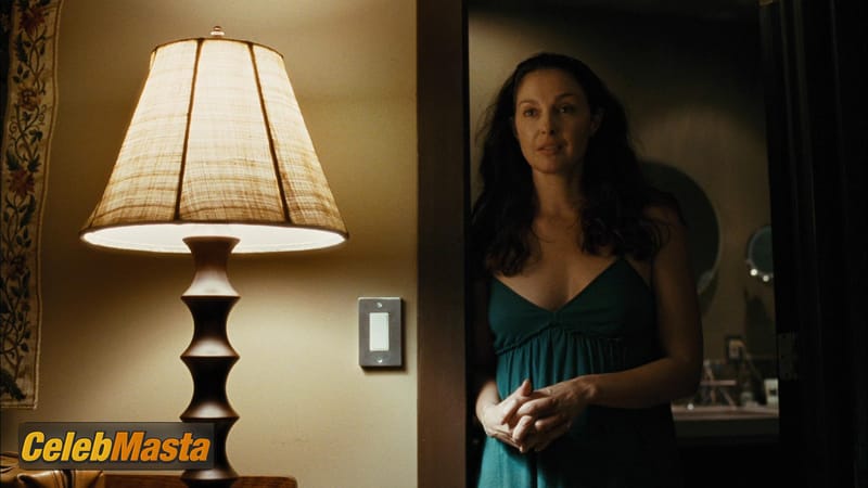 Ashley Judd Photo Collection from Crossing Over photo 4
