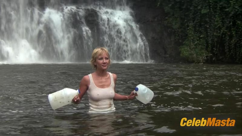 Anne Heche Photo Gallery from Six Days Seven Nights photo 1