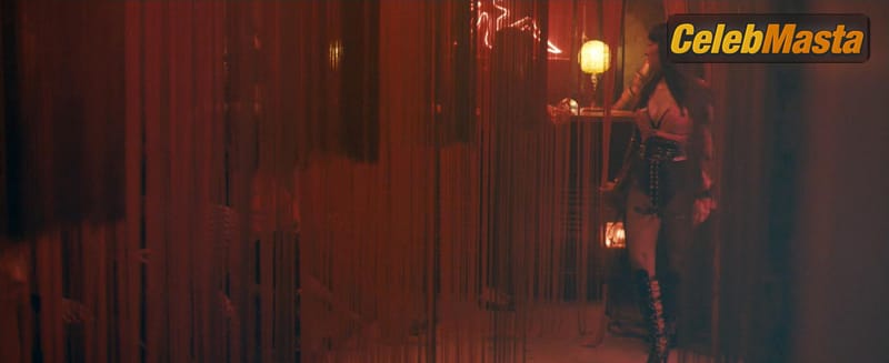 Photo Gallery: Christina Aguilera in Zoe photo 2