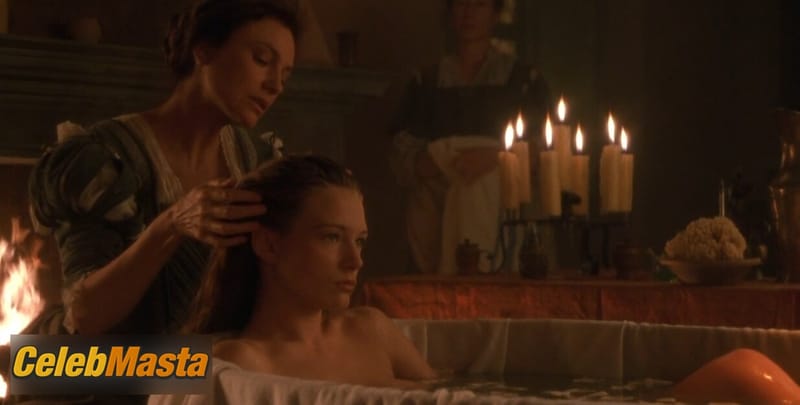 Catherine McCormack Photo Gallery from Dangerous Beauty photo 1