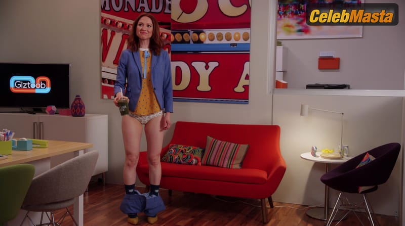 Ellie Kemper Scene Photos Gallery from Unbreakable Kimmy Schmidt photo 3