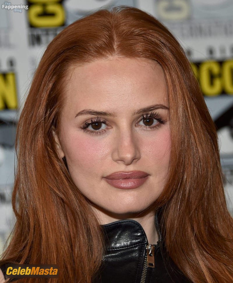Madelaine Petsch Photo Gallery photo 3