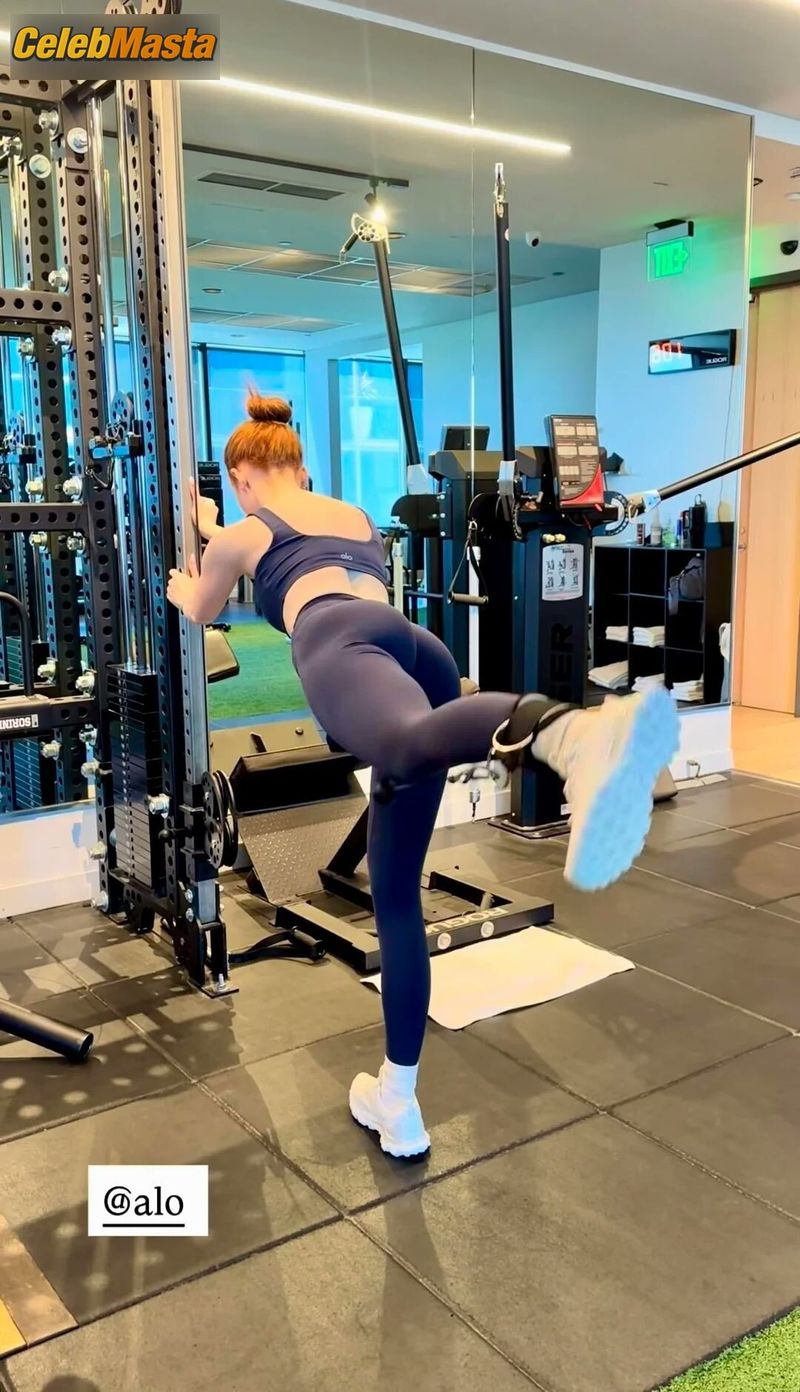 Madelaine Petsch Pics Collection photo 1