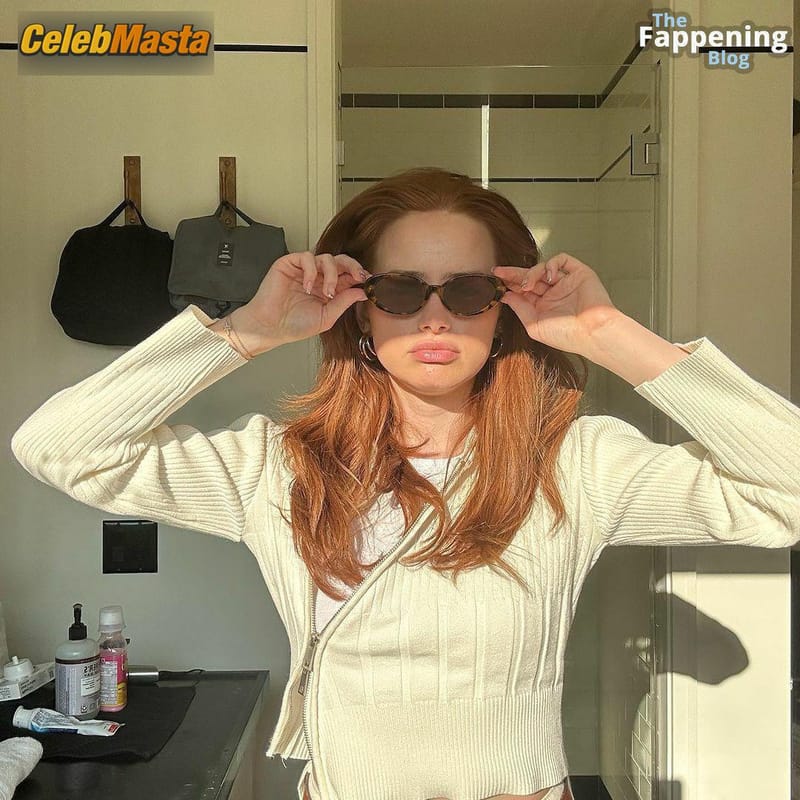 Photo Gallery: Madelaine Petsch photo 2