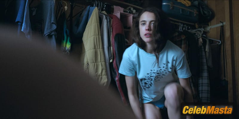 Margaret Qualley Photos from Maid photo 1