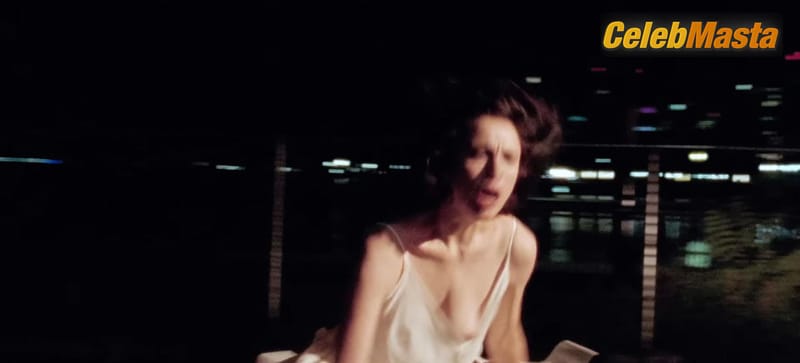 Margaret Qualley Pics from the Set of Tiny Moves photo 3